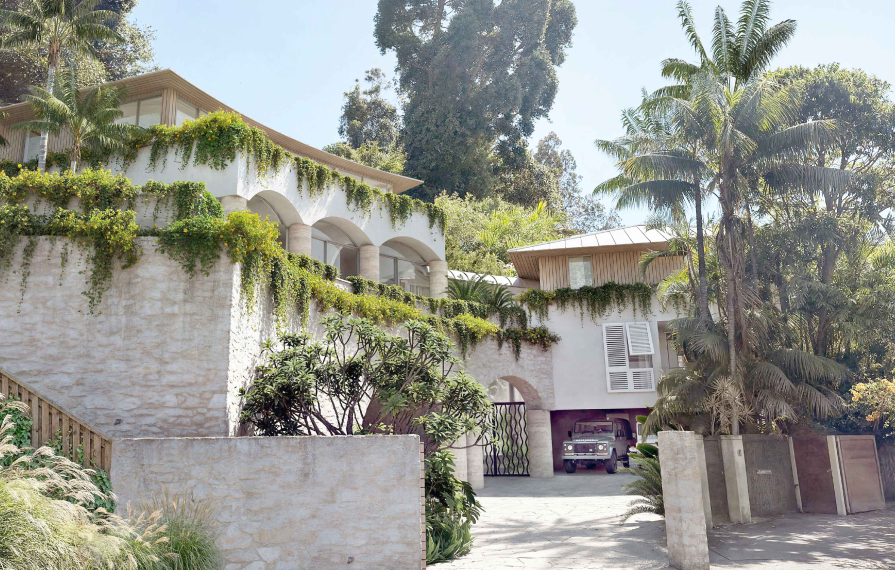 Residence at 16 Waratah Rd, Palm Beach